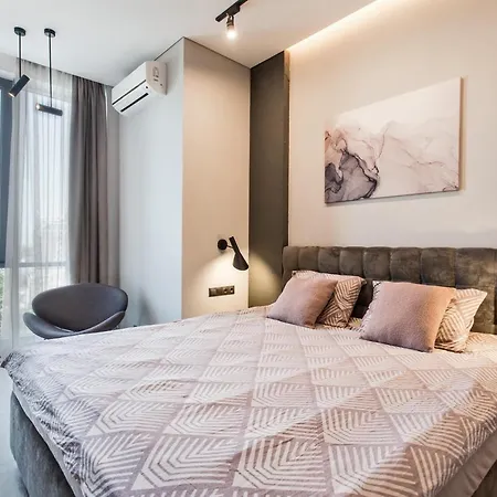 Apartment Luxury Apt Chkalov Tower - Free Gym *