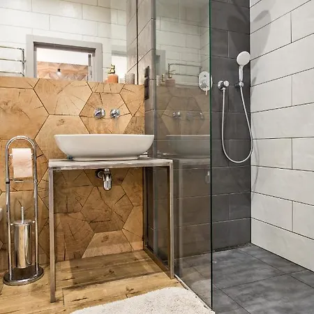 Apartment Luxury Apt Chkalov Tower - Free Gym